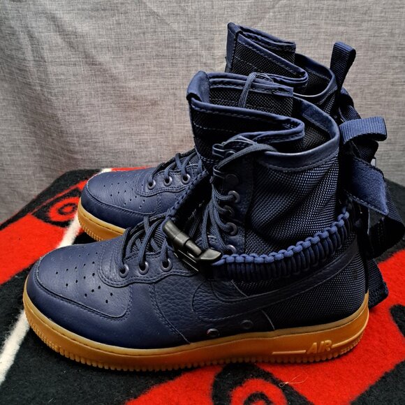 SIZE 7.5 NIKE 2016 SF AF1 AIR FORCE 1 SPECIAL FEILD 864024 400 MEN NAVY - Picture 1 of 12